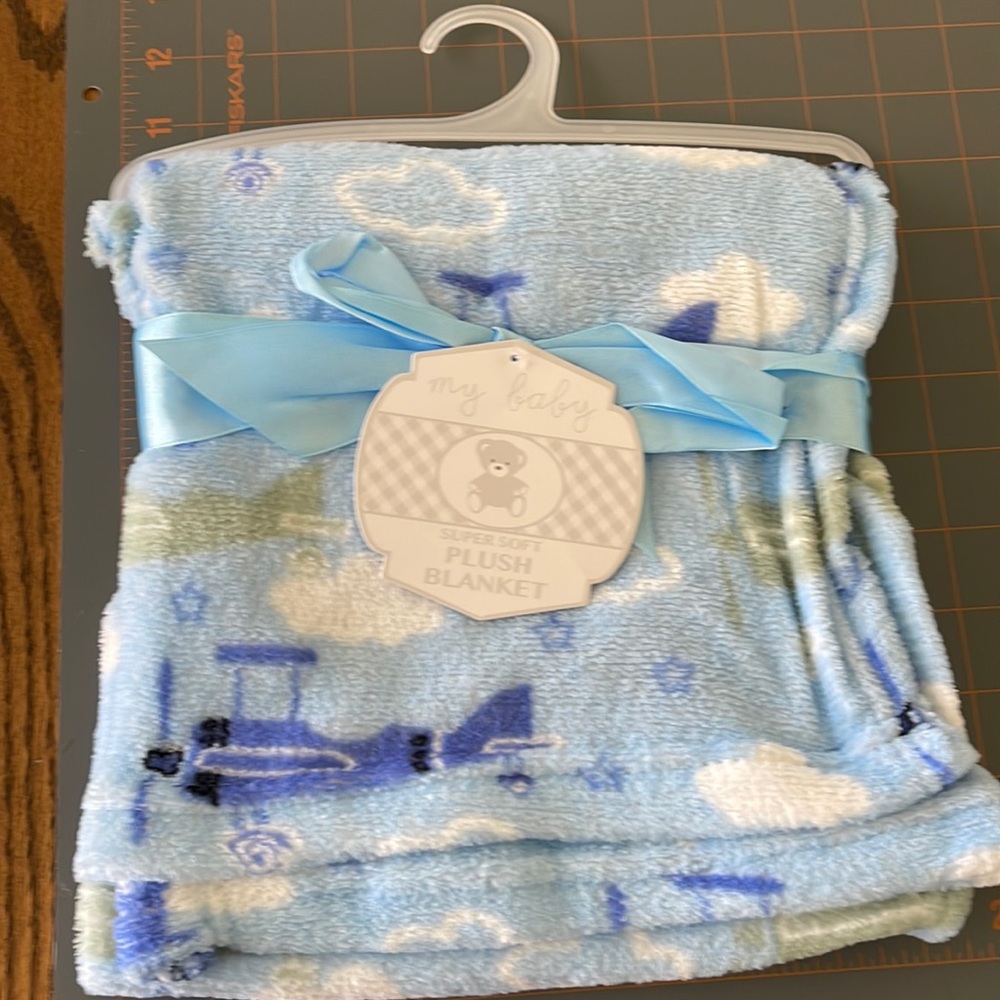 Plush baby blanket  30 x 30